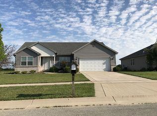 5143 Merlot Dr, Oregon, OH 43616