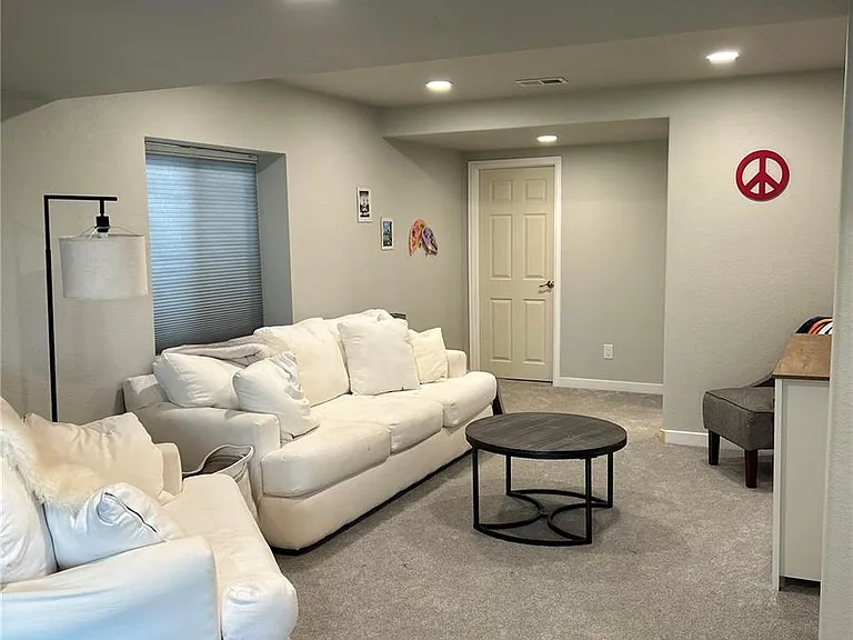 24662 E Whitaker Dr — Photo 27