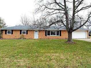 3800 Sterling Dr, Franklin, OH 45005