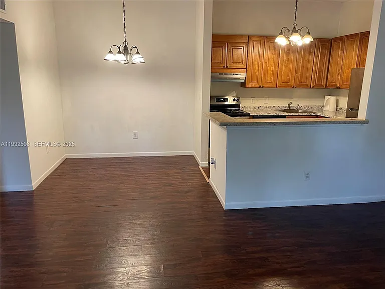 819 NE 199th St #6-205 — Photo 4