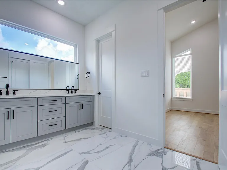 3206 Live Oak St — Photo 27