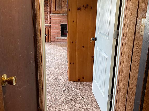 4th image of 5505 67th Dr SE