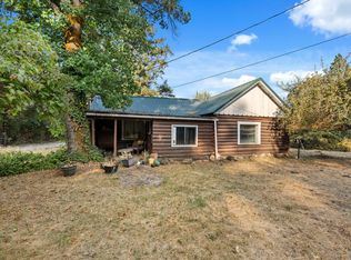 3580 Rockydale Rd, Cave Junction, OR 97523