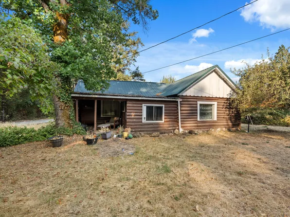 3580 Rockydale Rd, Cave Junction, OR 97523