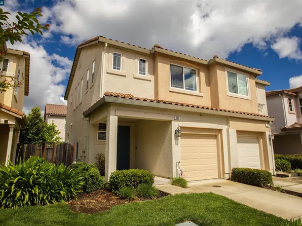 385 Gabiano Ct, Vacaville, CA 95687