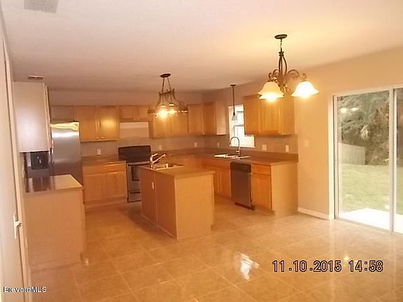 3rd image of 706 Mason Dr