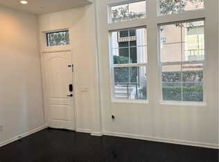 4445 Owens St, Corona, CA 92883