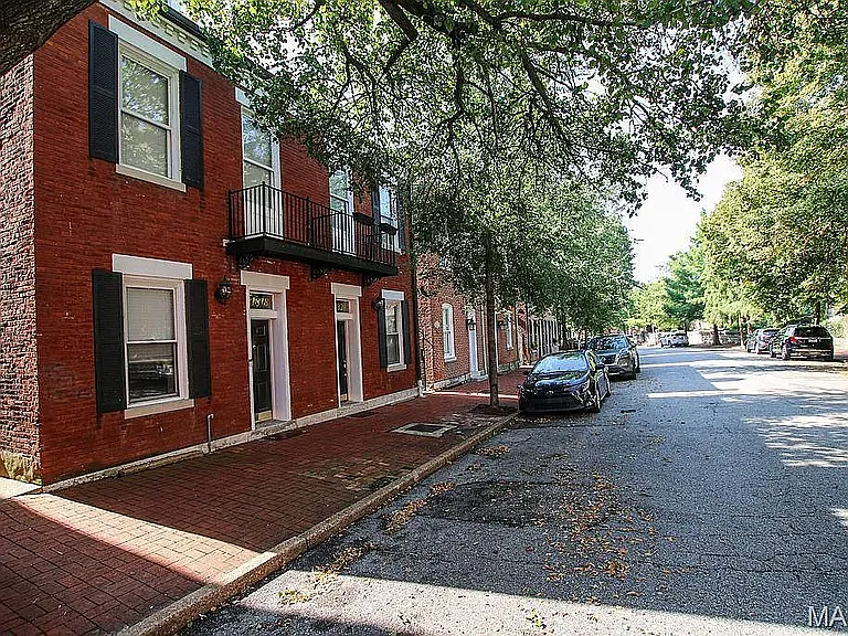 1820R S 8th St — Photo 1