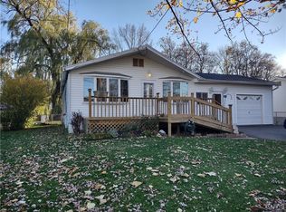 6550 Sargent Rd, East Syracuse, NY 13057