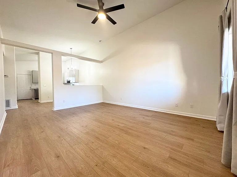 28670 Landau Blvd #A — Photo 6
