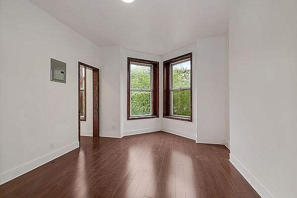 1st image of 292 6th St #3