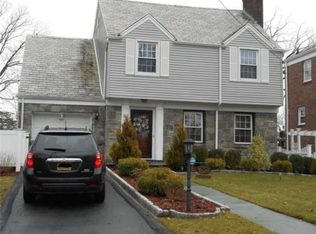 36 Ritchie Dr, Yonkers, NY 10705