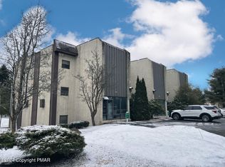 116 Foxfire Dr APT 103, Mount Pocono, PA 18344