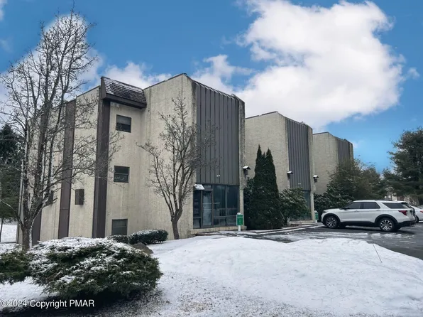 116 Foxfire Dr APT 103, Mount Pocono, PA 18344