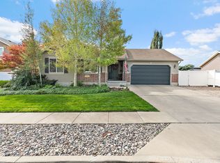 4863 W Emma Mine Dr, Herriman, UT 84096
