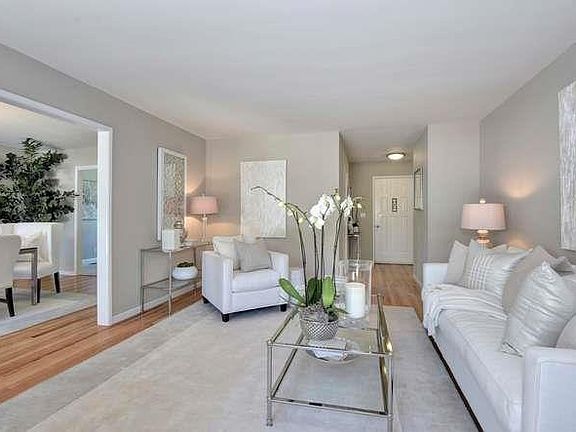 5th image of 230 Davenport Way