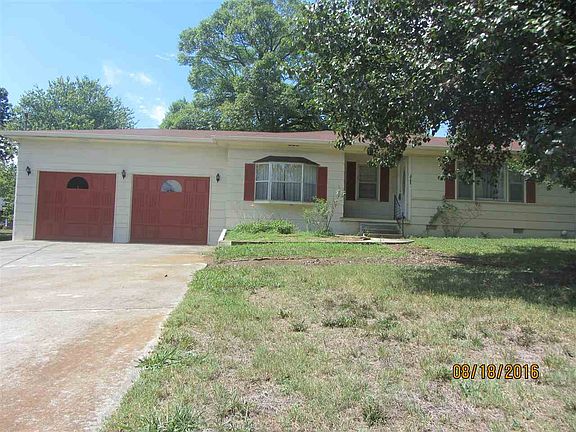 2nd image of 2803 Woodlawn Ave NW