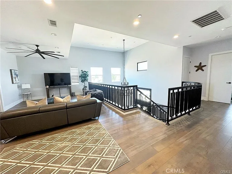 14771 Donegal Dr — Photo 8