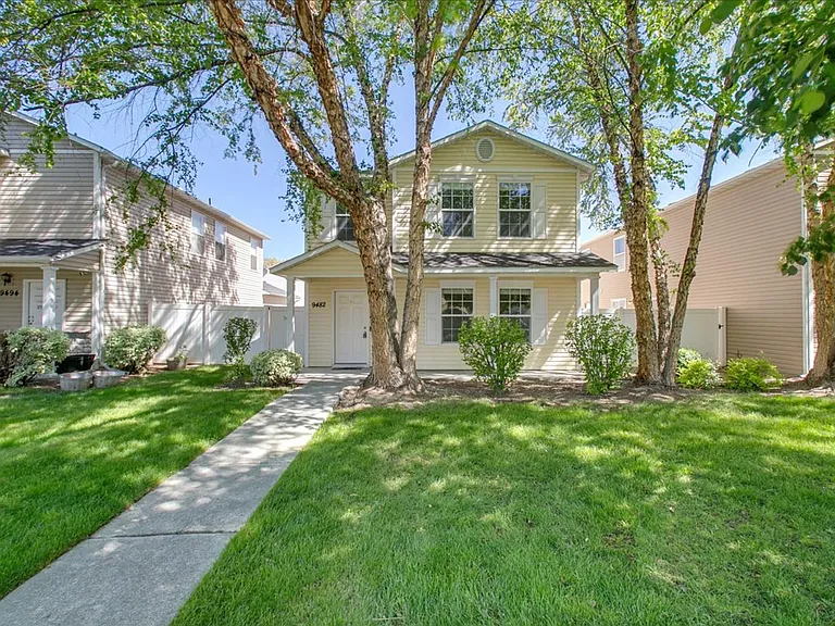 9482 W Portola Dr — Photo 1