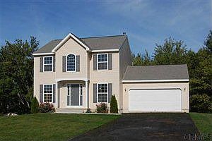 1st image of 7 Yorktown Ln