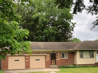 10561 Albion Rd, North Royalton, OH 44133