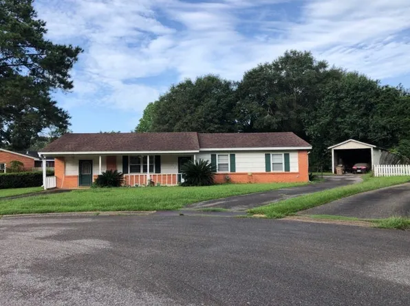 654 Lancewood Ct, Mobile, AL 36609