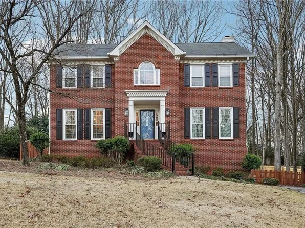 2030 Hedge Row, Lawrenceville, GA 30043