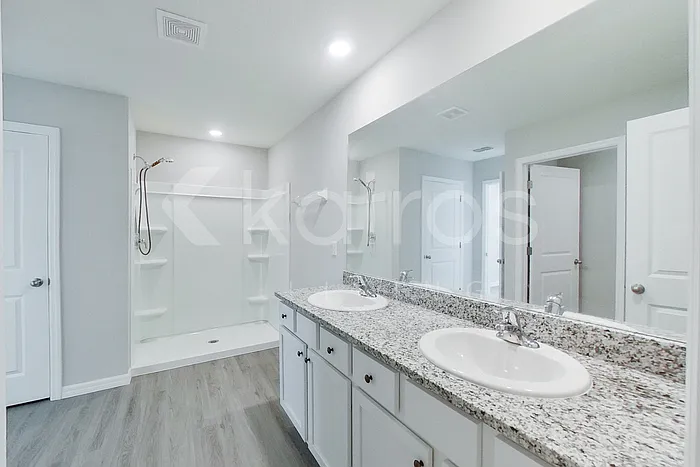 8602 SW 43rd Ter — Photo 17