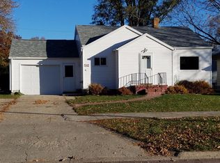 512 E Spruce St, Cherokee, IA 51012