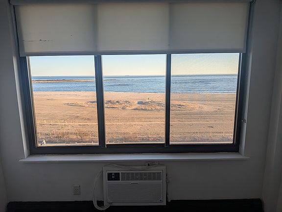 3rd image of 0 Beach 28th St #6