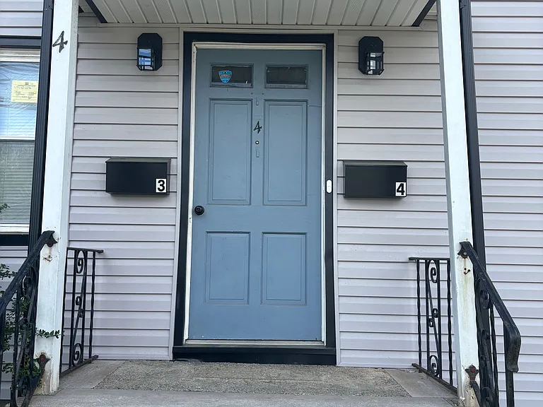 2 Cedar Grove Rd #4 — Photo 8