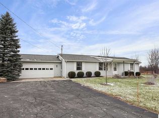 6982 Half Moon Lake Rd, Jonesville, MI 49250