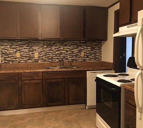 Kitchen-Room for a small table