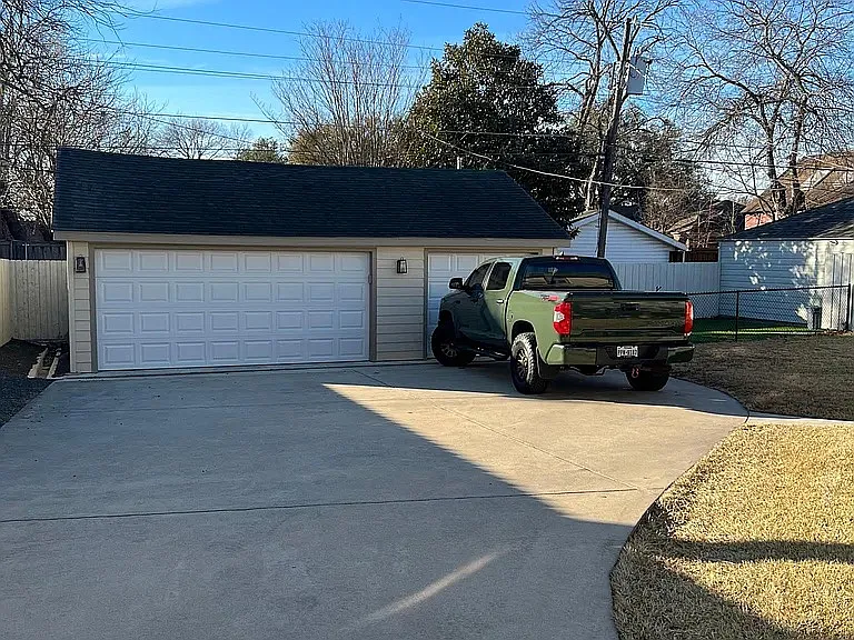 5844 McCommas Blvd — Photo 19
