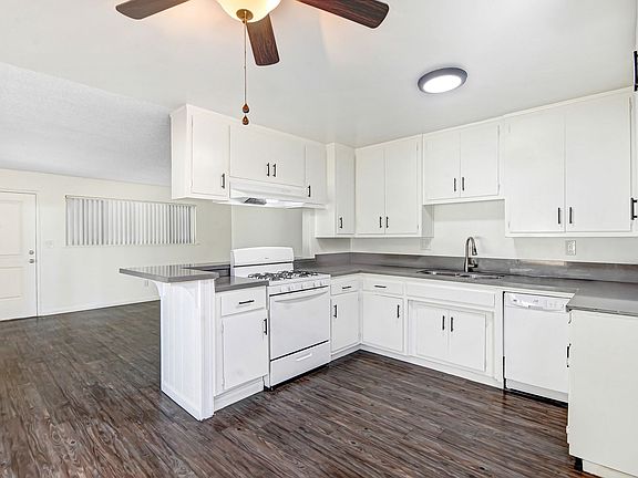 4th image of 930 Stillman Ave #D