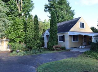 61 Buffalo Rd, Bergen, NY 14416