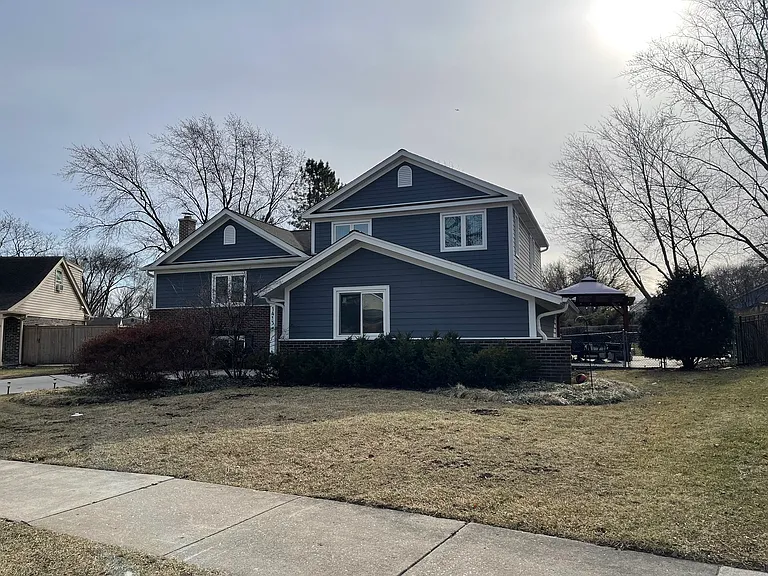 1415 E Fleming Dr S — Photo 2