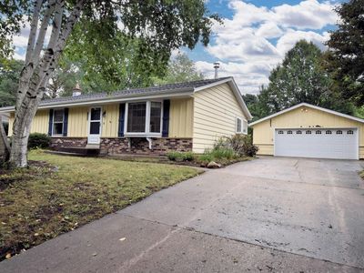 1855 Haymarket ROAD, Waukesha, WI, 53189