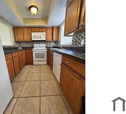 2nd image of 144 Jalapa Dr