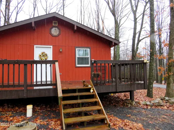 8664 Little John Dr, Kunkletown, PA 18058