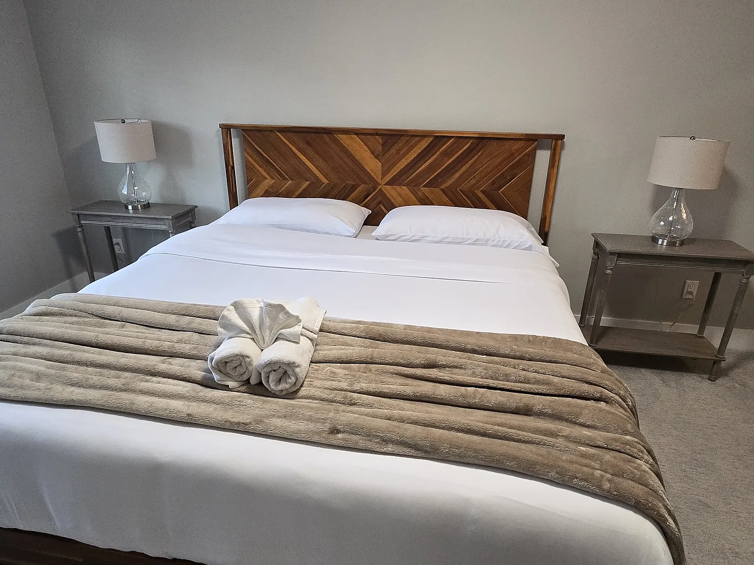 2 bed, 958 sqft, $2,300 — Photo 4