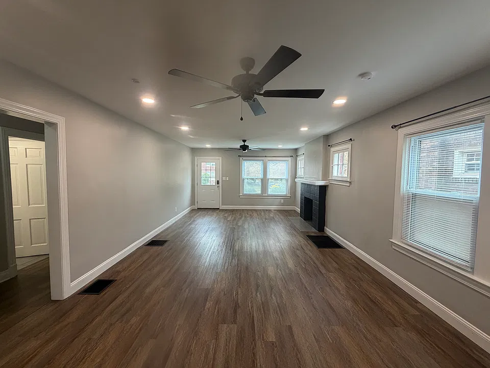 2416 Bradley Ave #1