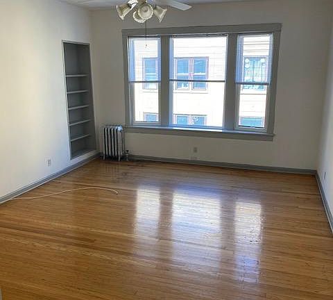 2nd image of 5042 N Glenwood Ave #2