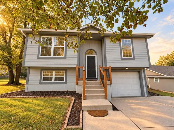 19304 E 13th St N, Independence, MO 64056