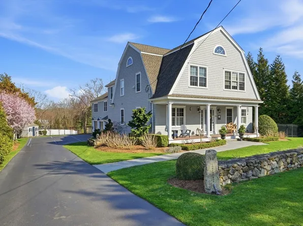 10 Loring Ave, Kingston, MA 02364