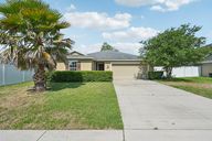 Westland Oaks Dr-2205-001.jpg