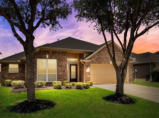 6326 Oxford Lake Dr, Rosenberg, TX 77471