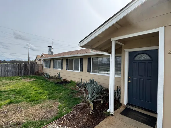 2971/2951 Tarmac Rd, Redding, CA 96003
