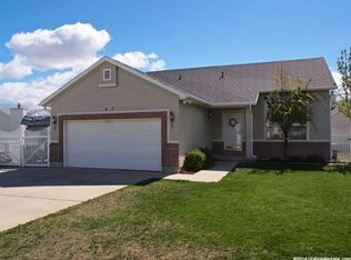 9587 S Wood Park Ln, South Jordan, UT 84009