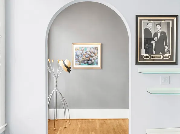 56 Thomas Street image 4 of 11